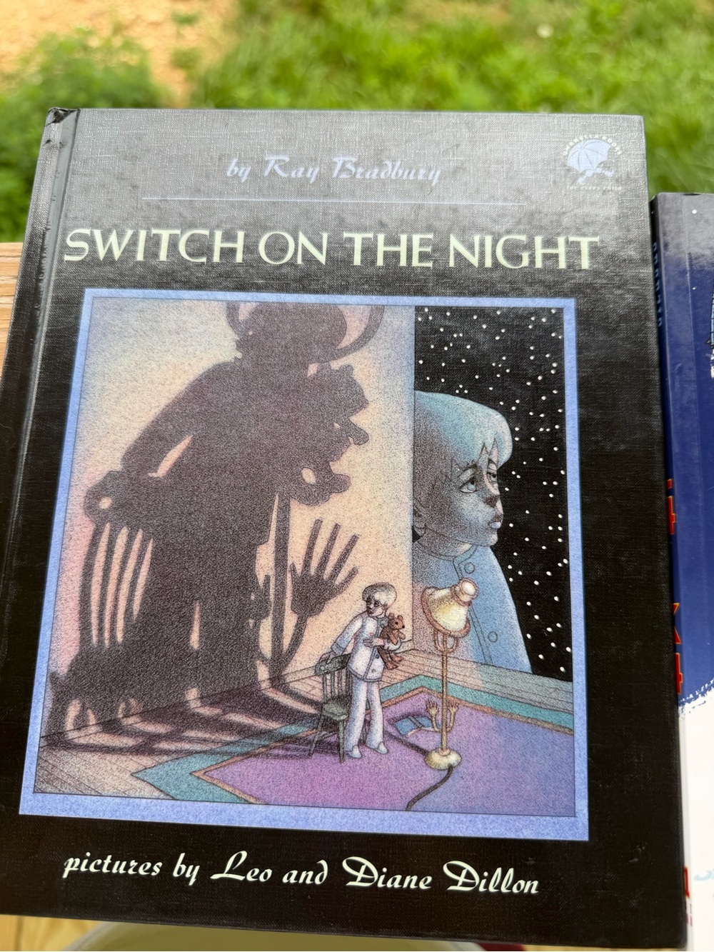 Children's Book Bundle (1) - Picture 2 of 6